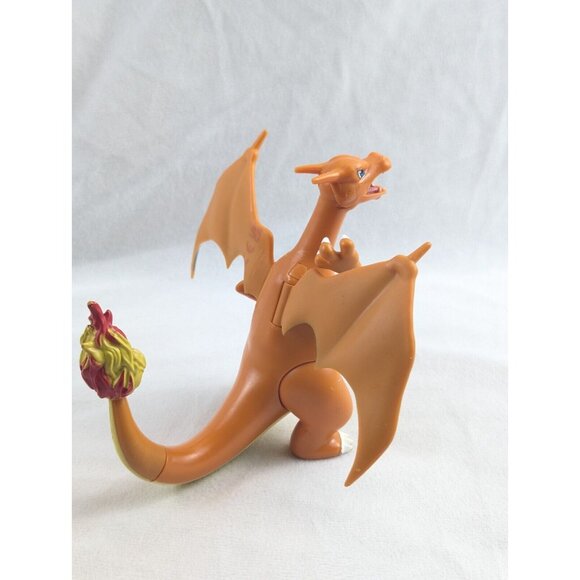 2019 WCT Pokemon Charizard 4.5" Battle Feature Figure- No Projectile - Picture 7 of 12